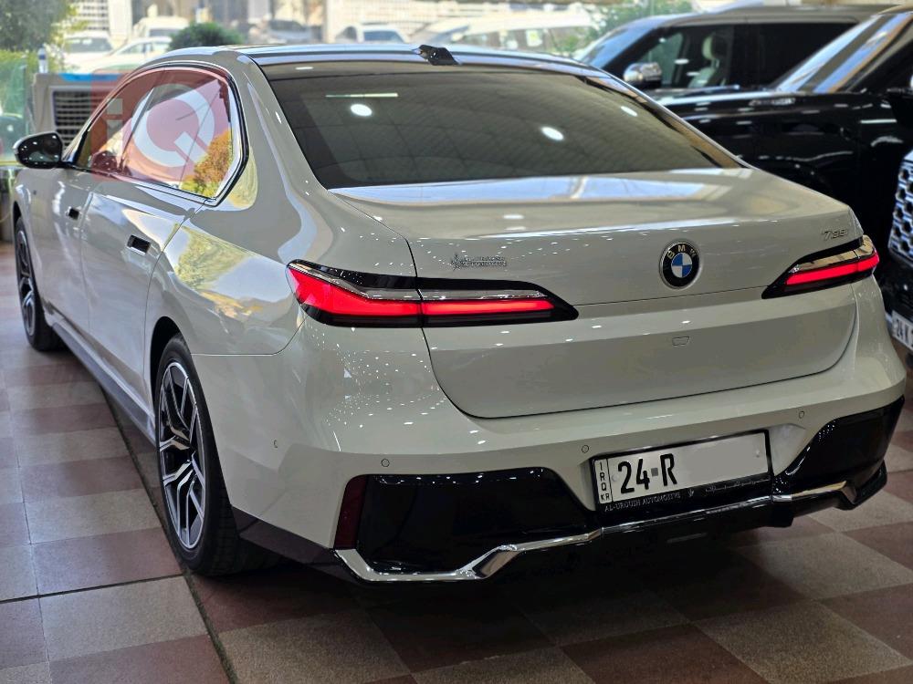 بی ئێم دەبڵیو سیریەس 7